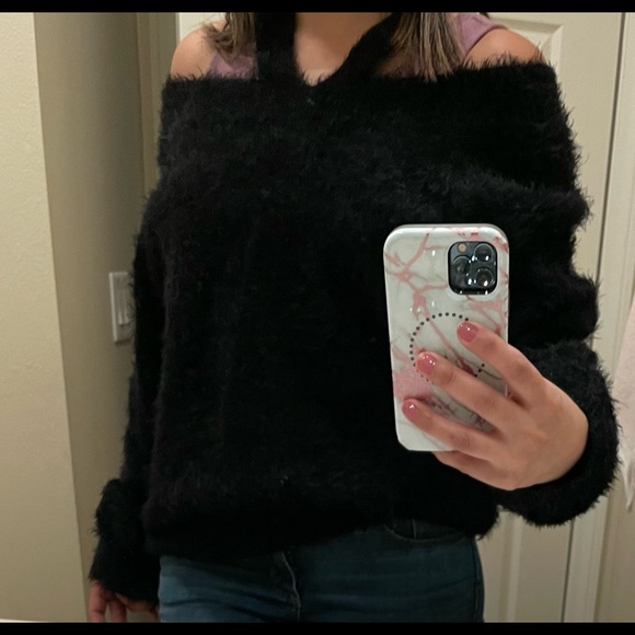 Express fuzzy sweater M - Picture 2 of 5